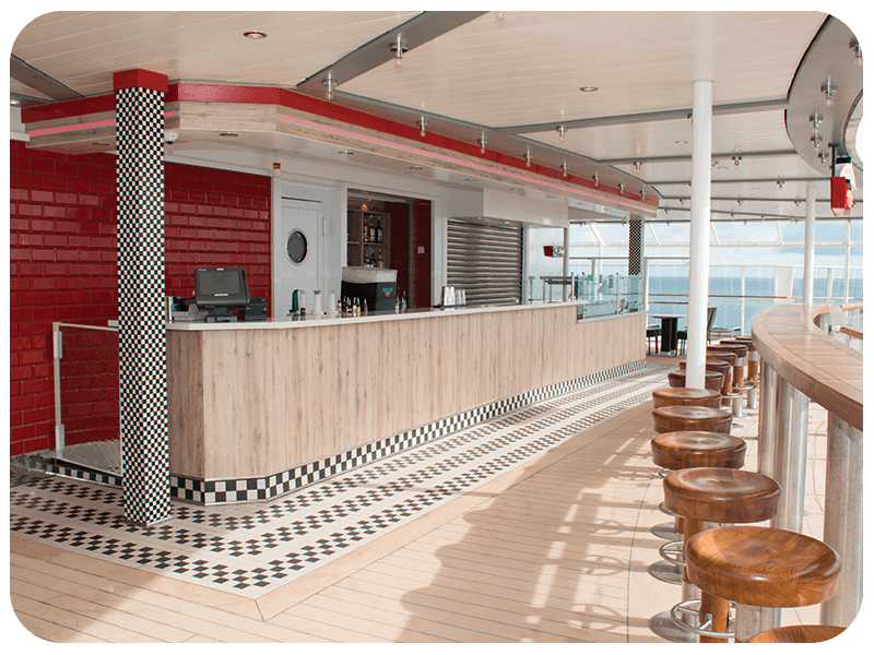 TCCOCT26-Travel-Gallery-06-Pit-Stop-800x600px